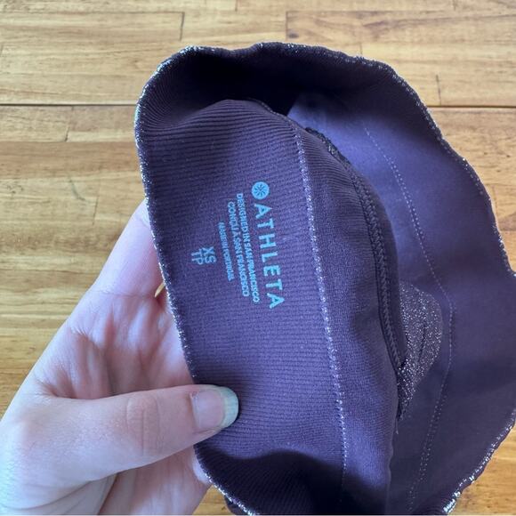 Athleta Spiced Cabernet Aurora Shine Cross Back Seamless Knit Sports Bra Size XS - Picture 4 of 4